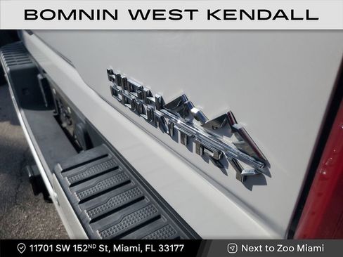 Used 2022 Chevrolet Silverado 3500 High Country w/ Technology Package image 9