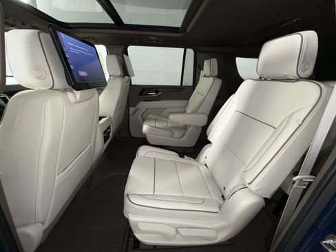 New 2026 GMC Yukon XL Denali w/ Denali Reserve Package AWD/4WD image 25