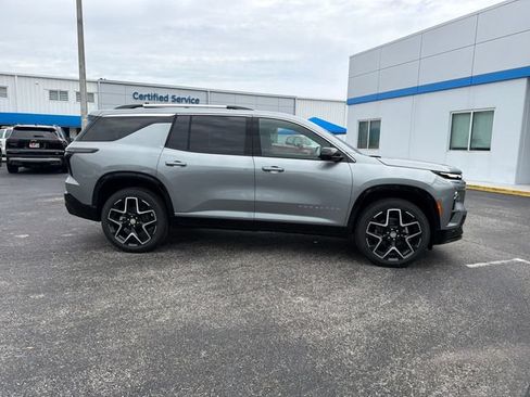 New 2026 Chevrolet Traverse High Country AWD/4WD image 14
