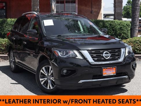 Used 2019 Nissan Pathfinder SL FWD image 2