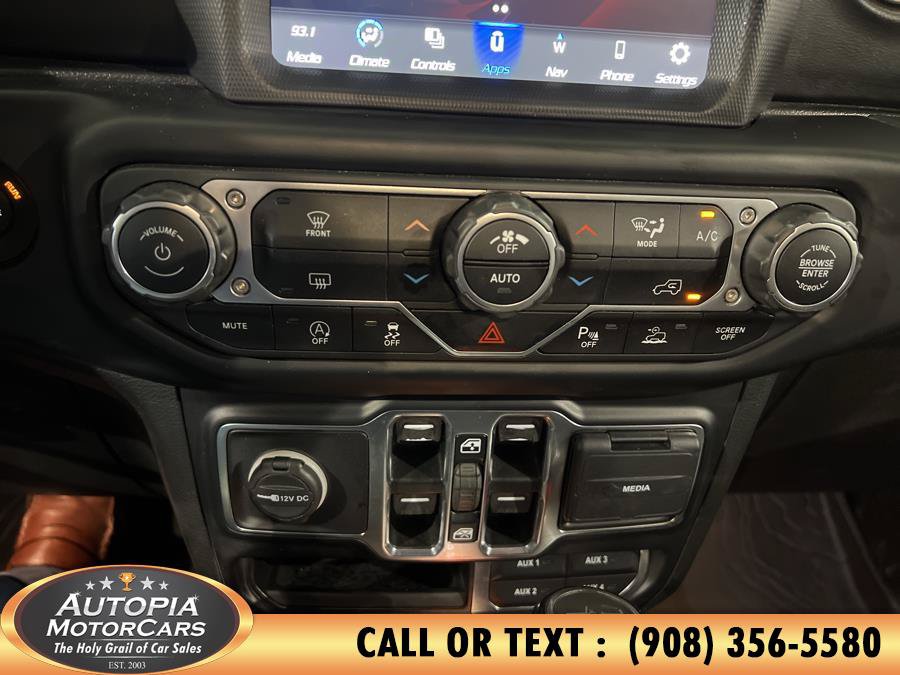 Used 2021 Jeep Wrangler Unlimited Sahara AWD/4WD image 33