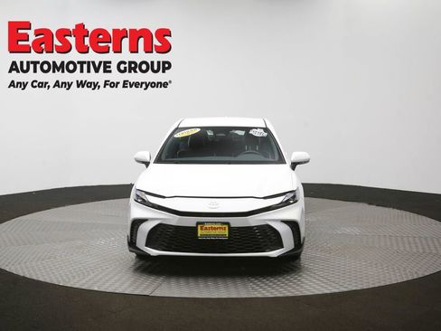 Used 2025 Toyota Camry SE image 53