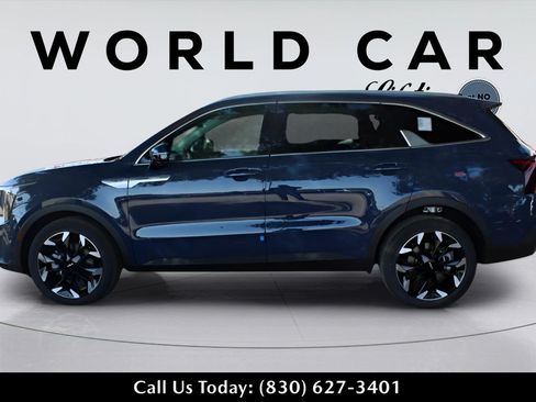 Used 2025 Kia Sorento SX FWD image 4