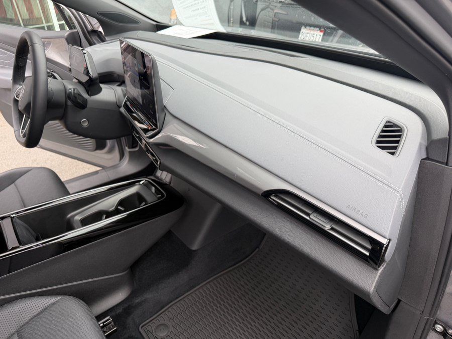 Used 2025 Volkswagen ID.4 Pro S RWD image 31