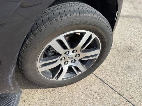 Certified 2024 Ford Expedition Limited image 16