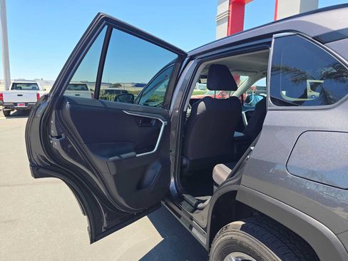 Certified 2025 Toyota RAV4 LE AWD/4WD image 17
