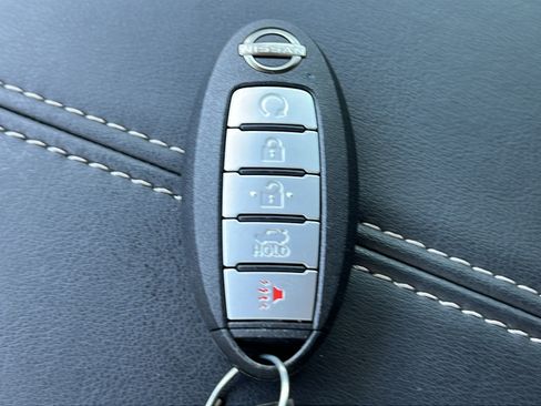 Used 2025 Nissan Altima 2.5 SV FWD image 21