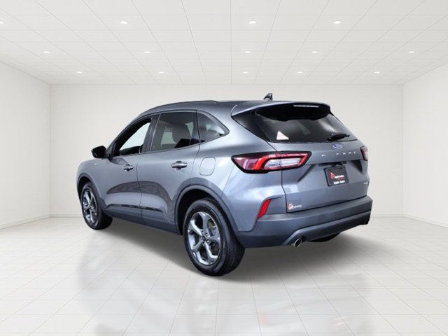 Certified 2025 Ford Escape ST-Line AWD/4WD image 4