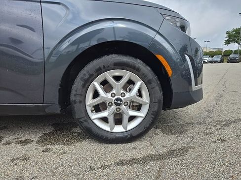 Certified 2024 Kia Soul LX w/ Option Group 015 FWD image 10