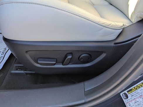 Used 2021 MAZDA CX-30 AWD 2.5 S w/ Premium Package image 11