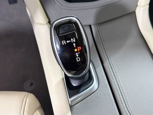 Used 2018 Cadillac XT5 Luxury AWD/4WD image 17