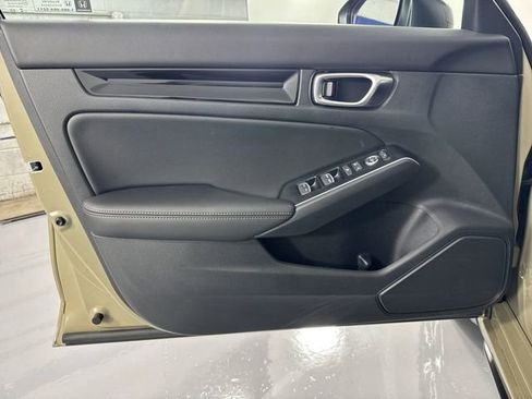 Certified 2025 Honda Civic Sport Touring image 22