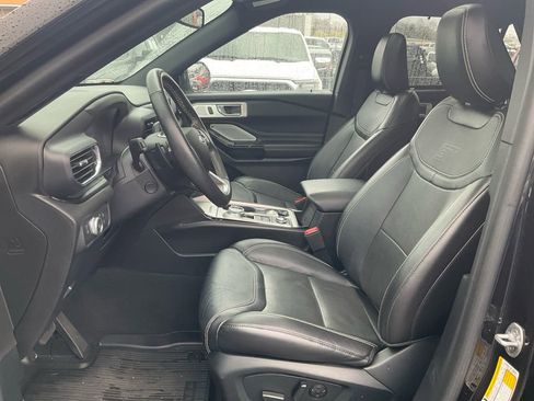 Used 2022 Ford Explorer ST w/ Equipment Group 401A image 16