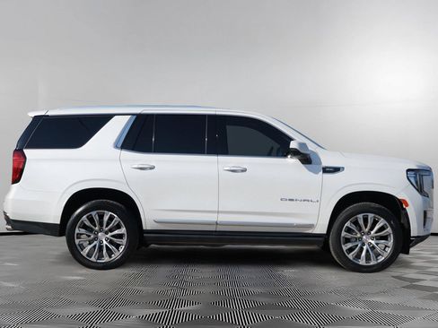 Used 2021 GMC Yukon Denali w/ Denali Ultimate Package RWD image 4