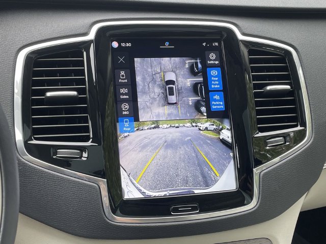Certified 2024 Volvo XC90 B5 Plus AWD/4WD image 21
