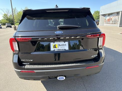 Certified 2026 Ford Explorer Active AWD/4WD image 3