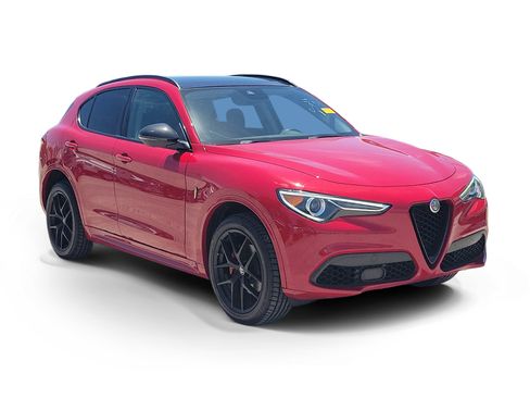 Used 2020 Alfa Romeo Stelvio Sport w/ Quick Order Package 22K Sport RWD image 1