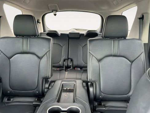 Used 2023 Honda Pilot Elite image 14