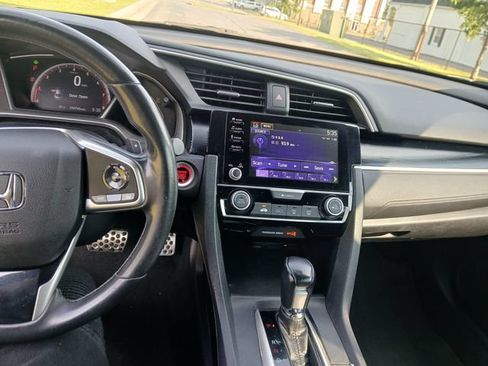 Used 2020 Honda Civic Sport image 27
