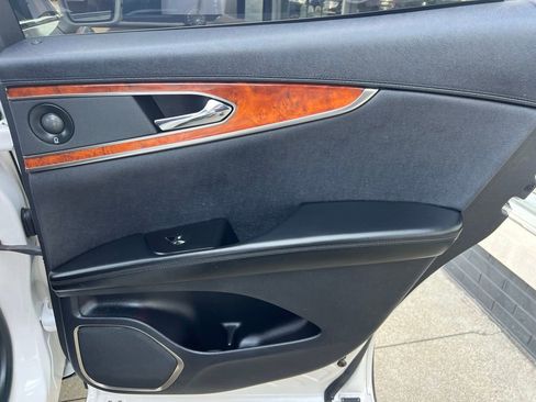 Used 2019 Lincoln Nautilus Reserve image 26