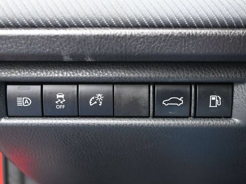 Used 2025 Toyota Camry SE FWD image 16