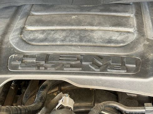 Used 2020 RAM 1500 Laramie w/ Sport Appearance Package AWD/4WD image 15