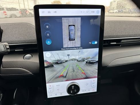 Used 2024 Ford Mustang Mach-E Premium image 16