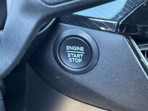 Used 2024 Ford Escape ST-Line image 9
