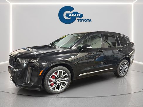 Used 2022 Cadillac XT6 Sport w/ Platinum Package AWD/4WD image 1