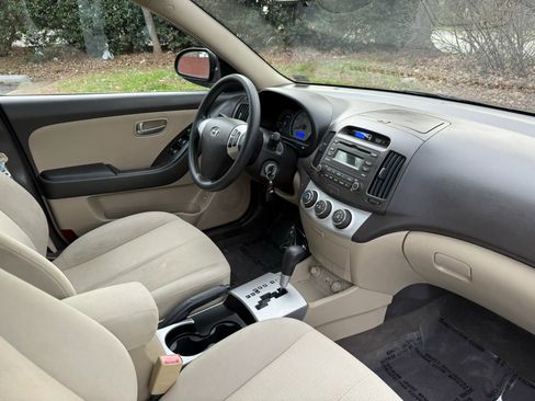 Used 2009 Hyundai Elantra GLS image 21