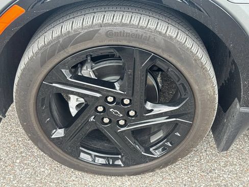 Used 2024 Chevrolet Equinox EV RS w/ LPO, Trailering Package FWD image 10