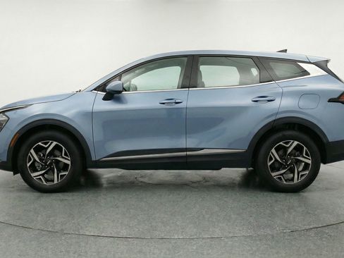 Used 2025 Kia Sportage LX image 5