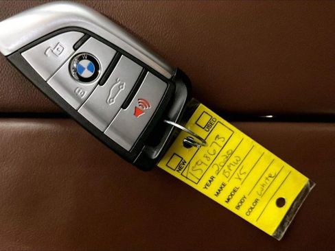 Used 2020 BMW X5 xDrive40i w/ M Sport Package image 11