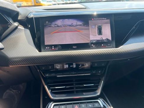 Used 2022 Audi RS e-tron GT w/ Year 1 Package AWD/4WD image 10