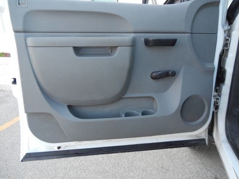 Used 2012 Chevrolet Silverado 1500 W/T RWD image 24