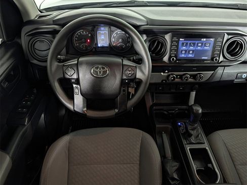 Used 2020 Toyota Tacoma SR image 9