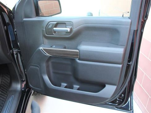 Used 2021 Chevrolet Silverado 1500 RST w/ Redline Edition image 19