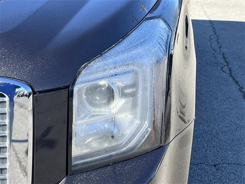 Used 2018 GMC Yukon Denali w/ Open Road Package image 9