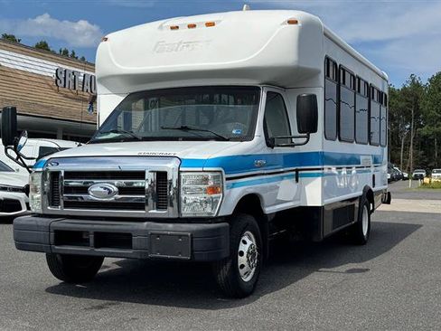 Used 2014 Ford E-450 and Econoline 450 Super Duty w/ Shuttle Bus Prep Package RWD image 2