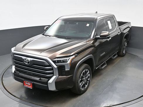 Used 2023 Toyota Tundra Limited AWD/4WD image 36