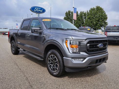 Used 2023 Ford F150 XLT w/ Equipment Group 302A High image 8