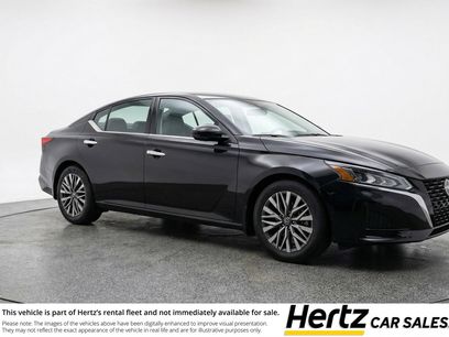 Used 2025 Nissan Altima 2.5 SV