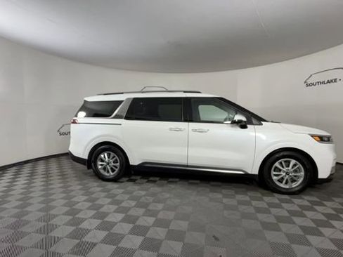 Used 2024 Kia Carnival SX Prestige FWD image 9