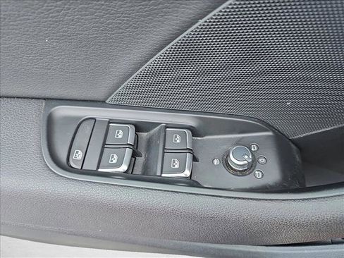 Used 2017 Audi A3 2.0T Premium Plus w/ Premium Plus Package image 27