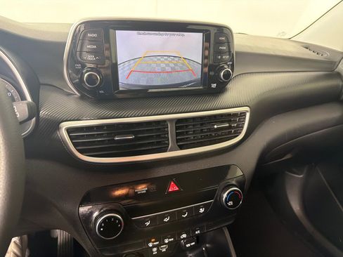 Used 2021 Hyundai Tucson SE w/ Cargo Package FWD image 16