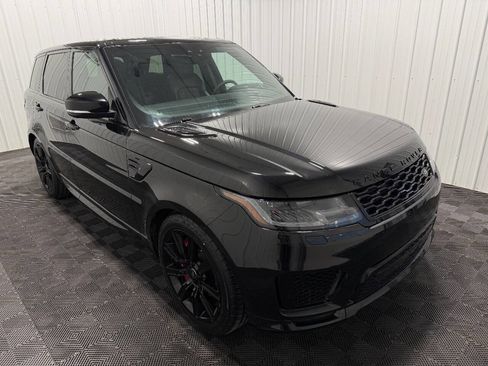 Used 2019 Land Rover Range Rover Sport HST image 2