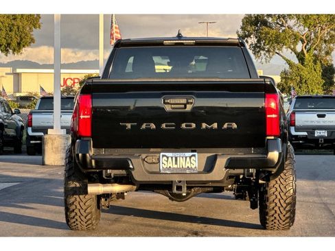 New 2025 Toyota Tacoma SR5 image 5