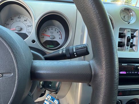 Used 2008 Chrysler PT Cruiser image 27