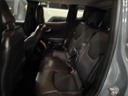 Used 2017 Jeep Renegade Trailhawk AWD/4WD image 18