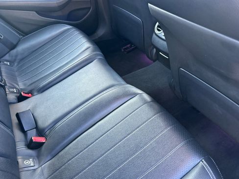 Used 2022 Mercedes-Benz E 350 Sedan image 31